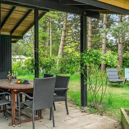 Two-bedroom In Grasted Græsted