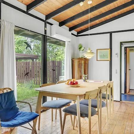 Two-bedroom In Grasted Græsted
