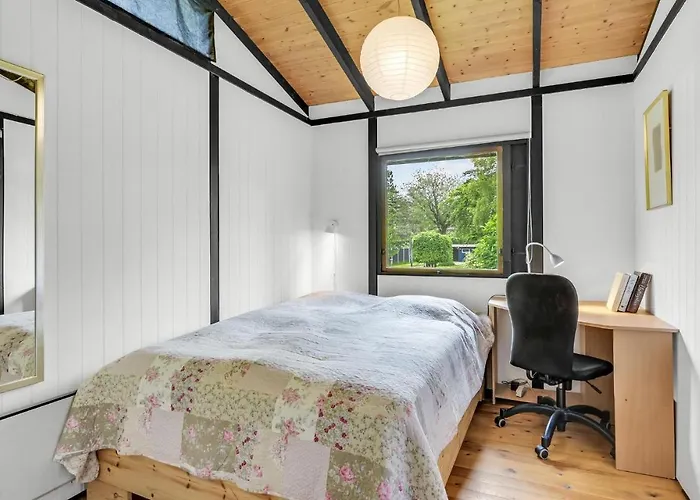 Two-bedroom In Grasted Casa de Férias *